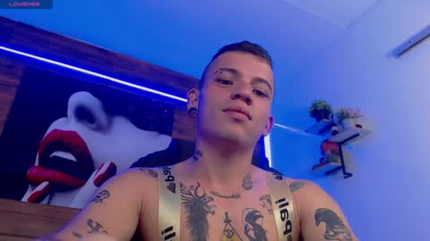 R E N E  online show from 01/22/25, 11:32