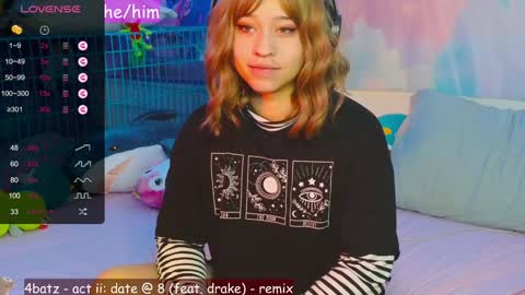 Snapshot of renpuppy chatting on 01/26/25, 08:14 REN online show from 01/26/25, 08:14