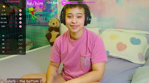 Snapshot of renpuppy chatting on 02/08/25, 05:51 REN online show from 02/08/25, 05:51