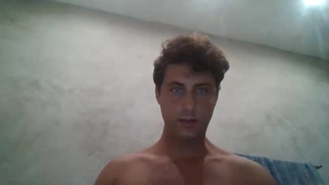 renud online show from 09/10/25, 04:56