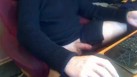 Snapshot of reodorfelgen chatting on 11/02/25, 07:22 Reodor online show from 11/02/25, 07:22