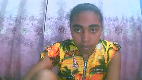 Snapshot of rephaleta chatting on 01/29/25, 05:51 Rephaleta online show from 01/29/25, 05:51