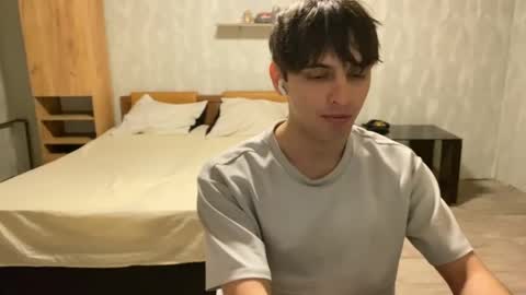 requiemshine online show from 05/13/26, 07:11