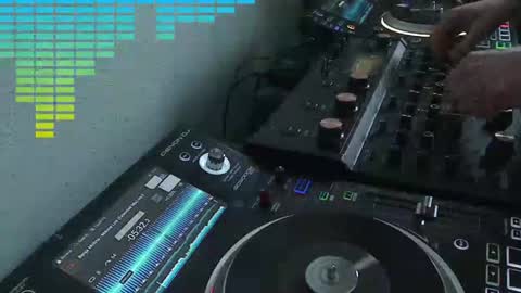 Snapshot of reticuli chatting on 06/12/26, 06:40 GearPorn online show from 06/12/26, 06:40