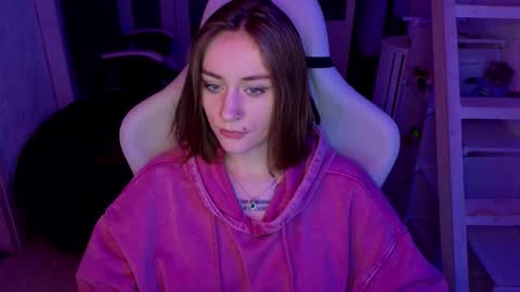 Snapshot of retromarie chatting on 02/14/26, 04:15 Rie online show from 02/14/26, 04:15