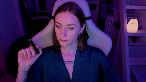 Snapshot of retromarie chatting on 02/26/26, 03:33 Rie online show from 02/26/26, 03:33