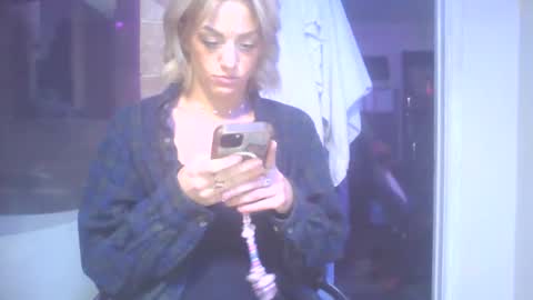 reversecowgirl713 online show from 02/17/26, 03:36