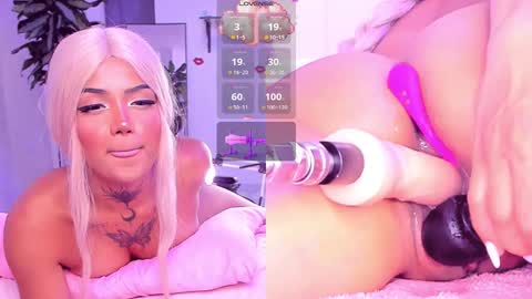 Snapshot of revy_black69 chatting on 02/22/25, 04:51 Rebecca y sarih online show from 02/22/25, 04:51