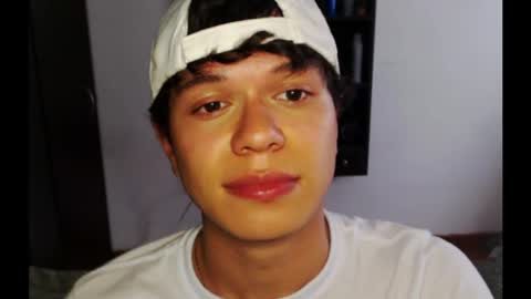 Snapshot of rexbunnybody chatting on 03/01/25, 05:27 Rex online show from 03/01/25, 05:27