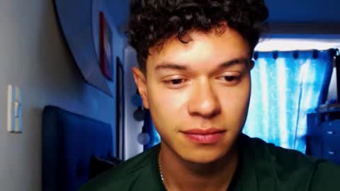 Snapshot of rexbunnybody chatting on 03/05/26, 01:51 Rex online show from 03/05/26, 01:51