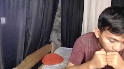 rey_004 online show from 05/19/26, 01:22