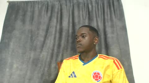 Snapshot of rey_bbc chatting on 07/04/26, 11:11 rey_bbc online show from 07/04/26, 11:11