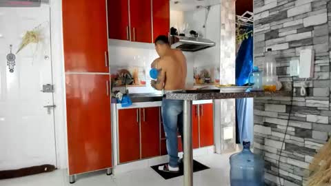 reymasterhot online show from 10/04/25, 09:13