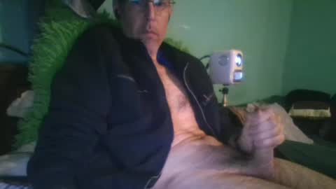 reyes_albert2006 online show from 01/18/25, 12:26