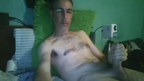 reyes_albert2006 online show from 09/29/25, 03:33