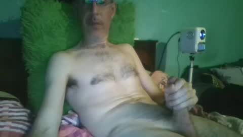 reyes_albert2006 online show from 03/16/26, 04:11