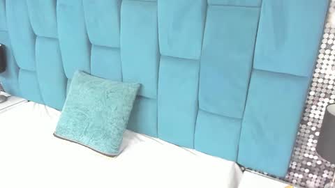 Reze  online show from 03/29/26, 01:00