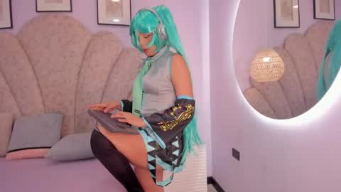 Reze  online show from 04/24/26, 06:43