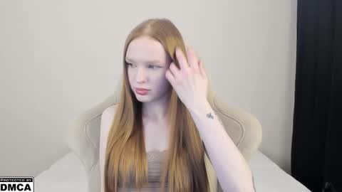 nice to meet you  3  I am Milena online show from 03/18/26, 08:23