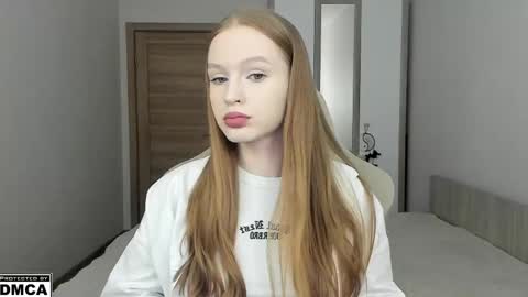 nice to meet you  3  I am Milena online show from 04/19/26, 08:22