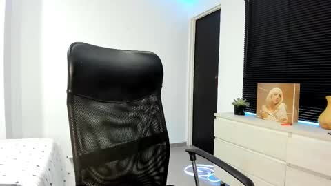 rhys_jagger_ online show from 11/13/25, 10:03