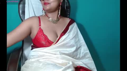 Snapshot of ria_fun chatting on 02/23/25, 02:14 Riya online show from 02/23/25, 02:14