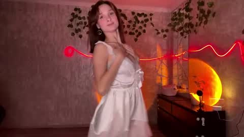 Snapshot of riana_razz chatting on 07/09/26, 03:05 riana_razz online show from 07/09/26, 03:05