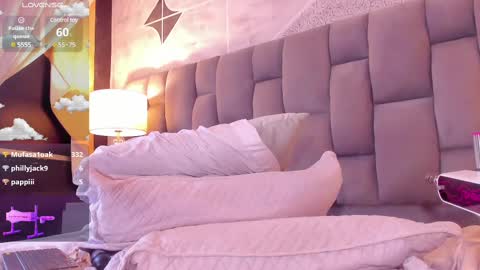 Riana online show from 02/19/25, 11:38