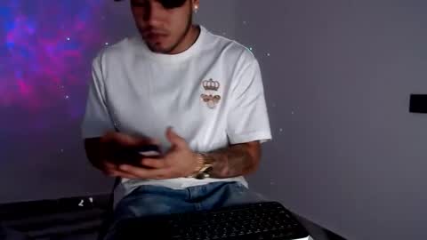 Snapshot of riancum chatting on 02/27/26, 06:52 juan online show from 02/27/26, 06:52