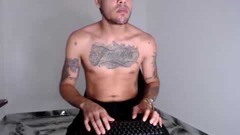 juan online show from 04/17/26, 03:37