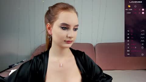 Snapshot of riawoods chatting on 01/08/25, 04:44 Ria Woods online show from 01/08/25, 04:44