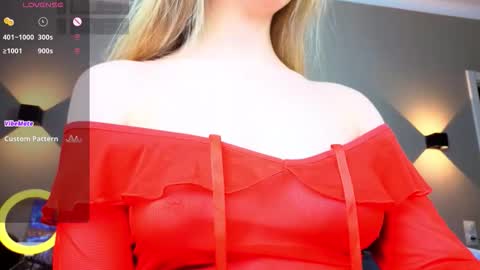 Snapshot of riawoods chatting on 02/13/26, 06:15 Ria Woods online show from 02/13/26, 06:15