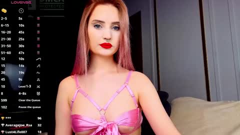 Snapshot of riawoods chatting on 05/03/26, 07:31 Ria Woods online show from 05/03/26, 07:31