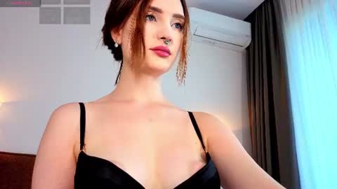 Ria Woods online show from 06/30/26, 02:18