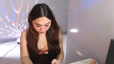 Snapshot of ricaluvzz chatting on 11/09/25, 03:27 RICA online show from 11/09/25, 03:27