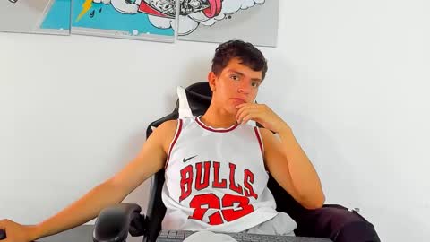 Snapshot of ricardo_fernandez chatting on 01/20/25, 03:07 ricardo_fernandez online show from 01/20/25, 03:07