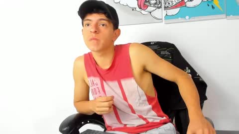 Snapshot of ricardo_fernandez chatting on 01/21/25, 12:29 ricardo_fernandez online show from 01/21/25, 12:29