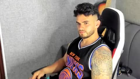 ricardogonzalez666 online show from 10/11/25, 07:34