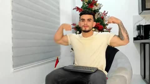 ricardogonzalez666 online show from 11/21/25, 11:36