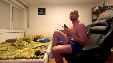 ricciardio online show from 11/16/25, 11:43