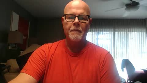 Snapshot of rich32937 chatting on 12/21/25, 02:46 rich32937 online show from 12/21/25, 02:46