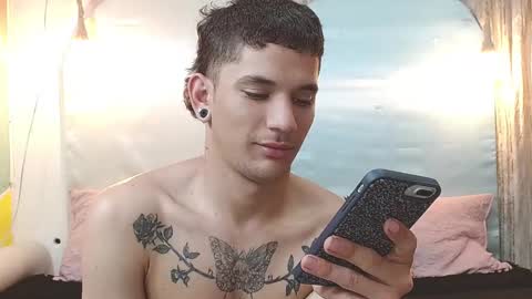 rich and kitty  online show from 12/17/25, 04:29