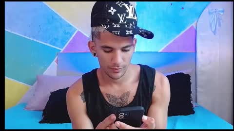 Snapshot of rich_de_la_rosa chatting on 03/12/26, 04:29 rich and kitty online show from 03/12/26, 04:29