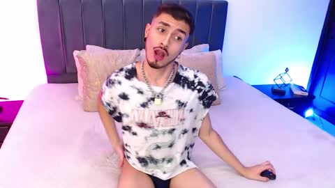 Richard online show from 02/06/25, 03:27