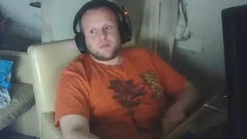 Snapshot of richardd110011 chatting on 06/08/26, 09:37 richardd110011 online show from 06/08/26, 09:37