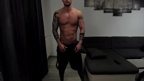 Snapshot of richarddarell chatting on 12/03/24, 05:53 RichardDarell online show from 12/03/24, 05:53