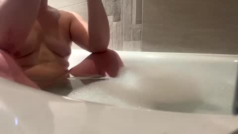 Snapshot of richcockxox chatting on 02/07/25, 07:07 Player X online show from 02/07/25, 07:07