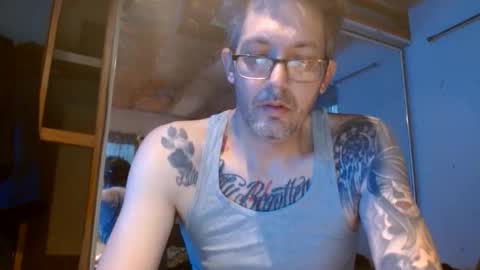 Snapshot of richi3richny chatting on 03/16/26, 10:14 Richie online show from 03/16/26, 10:14