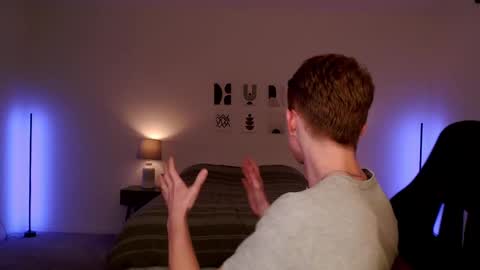 Richie online show from 09/16/25, 01:06