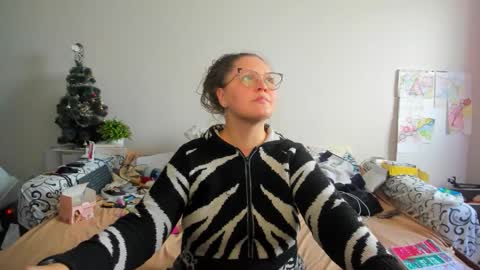 Anna - not anna - right Anna  online show from 02/01/26, 11:53